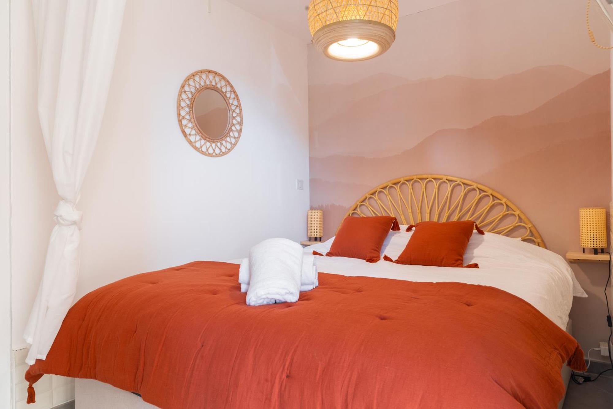 Appart Cosy, Piscine, Clim, Parking Prive - Proche Plage - Arrivee Autonome - Lit Queen Size La Seyne-sur-Mer Dış mekan fotoğraf